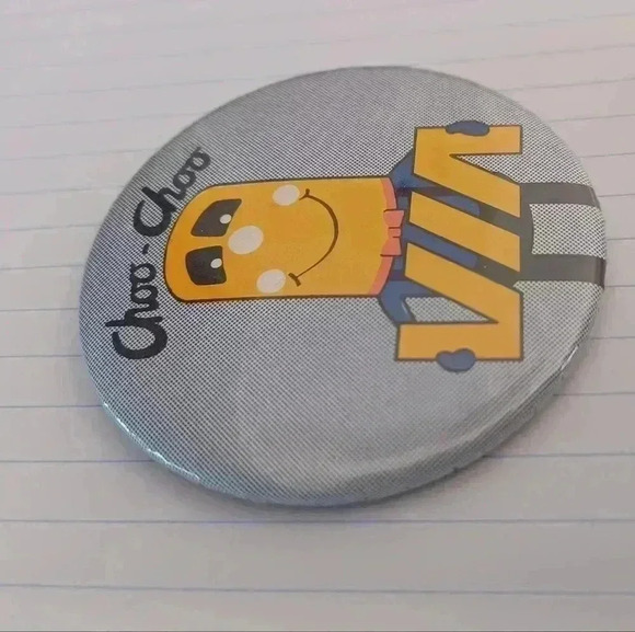 Via Rail Choo-Choo Club  Vintage Collectible Button Pin - Picture 2 of 6